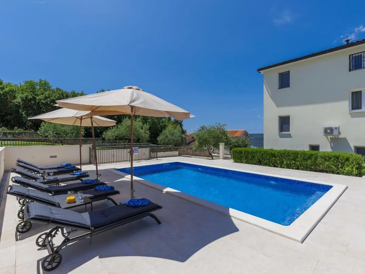 Holiday Home Villa Camellia By Interhome Trget